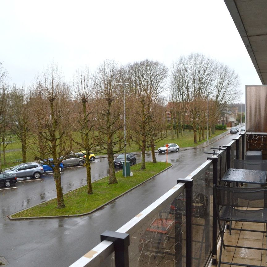 Charmant 2 slaapkamer appartement in hartje Gullegem - Photo 1