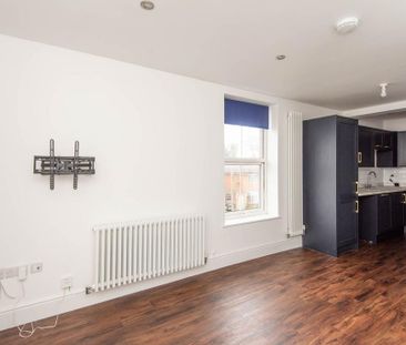 2 bedroom apartment to rent - Photo 2