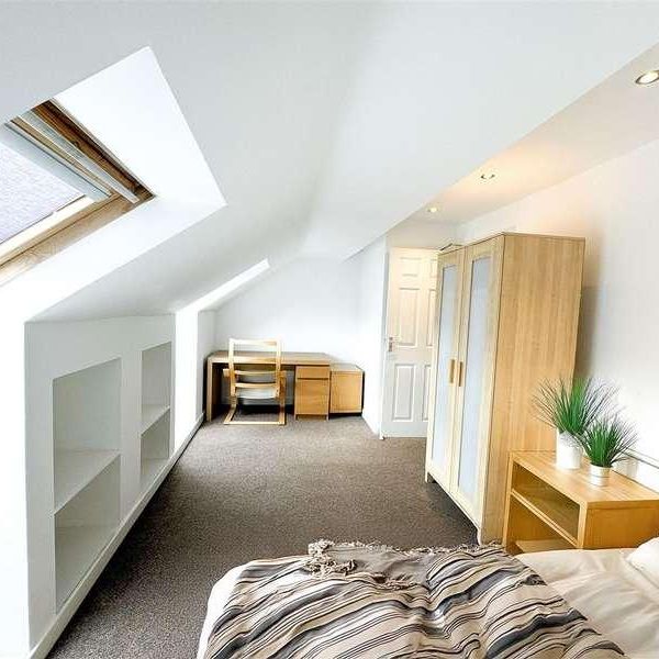 Kingsley Place, Heaton, NE6 - Photo 1