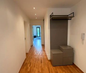 Pronájem prostorného bytu 2+kk se dvěma balkony a parkováním – Rezi... - Photo 4