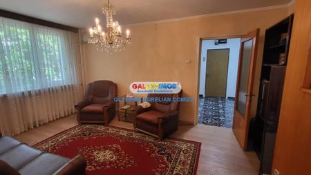 Apartament 3 camere Berceni etaj 1/4 - Fotografie 4