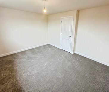 3 bedroom semi-detached house to rent - Photo 6