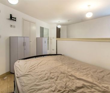 Studio to rent - Photo 3