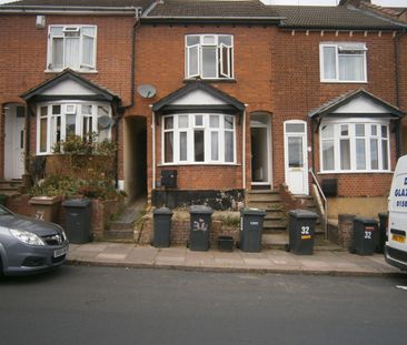 3 Bed Terraced House, Richmond Hill, LU2 - Photo 5