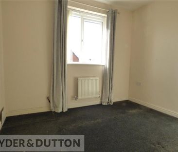 3 bedroom semi-detached house to rent - Photo 5