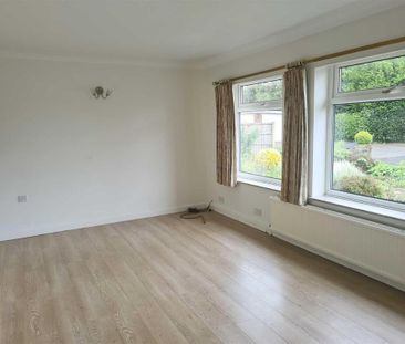 2 bedroom bungalow to rent - Photo 3