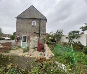 2 bedroom detached house to rent - Photo 2