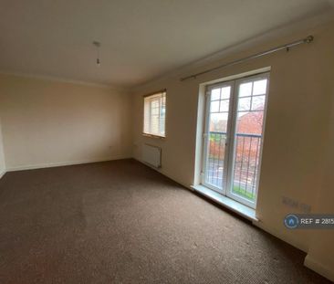 2 bedroom flat to rent - Photo 1