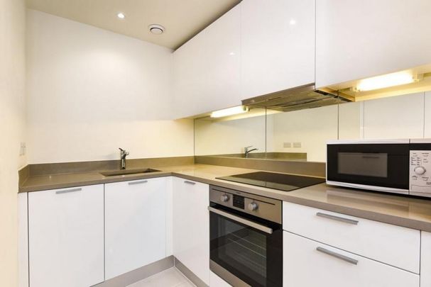 1 bedroom flat to rent - Photo 1