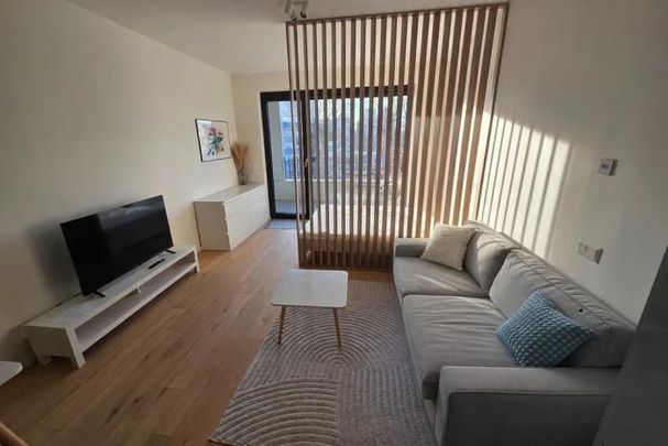 Prenájom moderného 1-izbového bytu s balkónom – Prístavná, - Fotografia 1