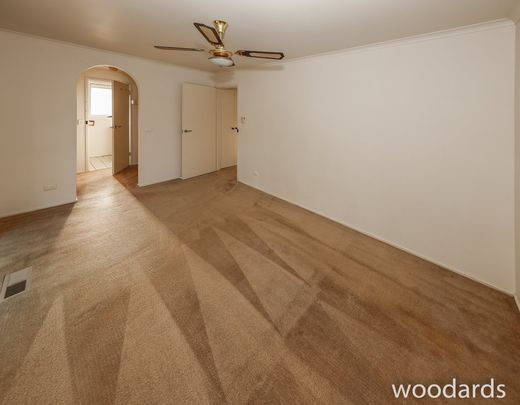 Spacious Family Home - Photo 1