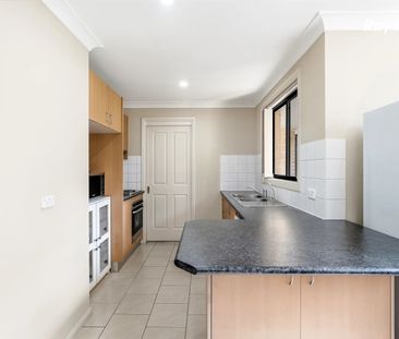 Charming 2-Bedroom Villa in Prime Location - Photo 5
