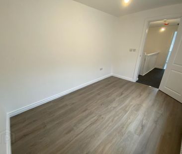 36 Grand Street, Lisburn, BT27 4UD - Photo 4