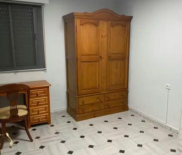 Calle Juan Manuel Rodríguez Correa, Sevilla, Andalusia 41009 - Photo 2