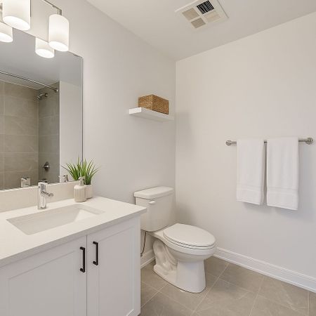 For Lease - 705 Davis Drive Unit# 608 Tower A, Newmarket, Ontario - Photo 2