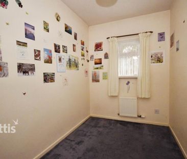 3 bedroom semi-detached house to rent - Photo 5