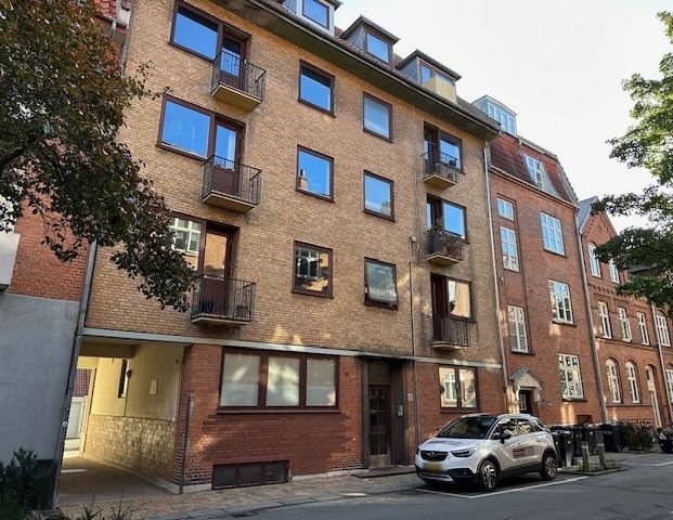 Dejlig 2-værelses lejlighed i attraktivt kvarter - Foto 1