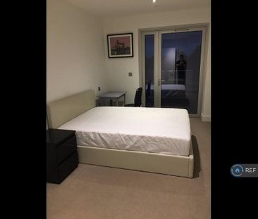 2 bedroom flat to rent - Photo 6