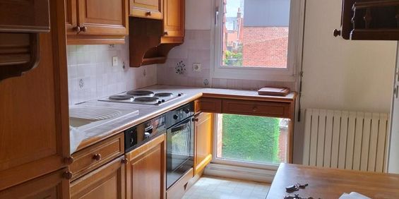 BETHUNE - BEL APPARTEMENT EN HYPER CENTRE - RESIDENCE SECURISEE - Photo 3