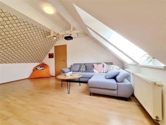 Kompletně zařízený mezonetový byt 4+kk, Praha 8 Libeň - Photo 1