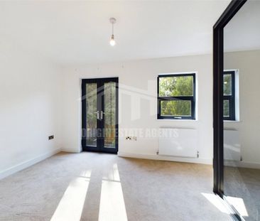 3 bedroom terraced house to rent - Photo 5