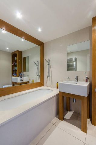 2 bedroom maisonette to rent - Photo 5