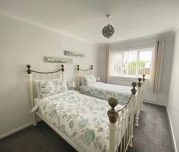 3 bedroom detached house to rent - Photo 5