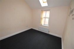 2 Bed Property To Rent - Photo 5