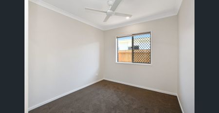 Brand New Family Home in Collingwood Park – Comfort & Convenience! - Photo 5