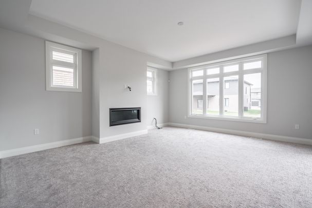 For Lease - 7482 Sherrilee Crescent, Niagara Falls, Ontario - Photo 1