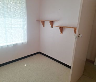 EAST TAMWORTH- 2 Bedroom Unit - Photo 2