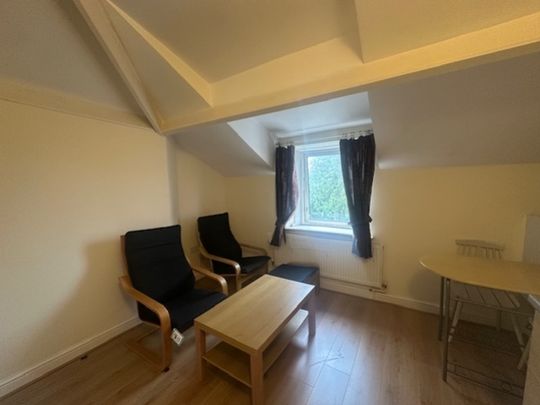 Partridge Road, Roath - Photo 1