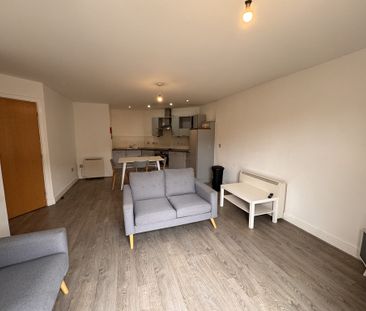 Curlew House, Lawrence Street - P10572 - Photo 2