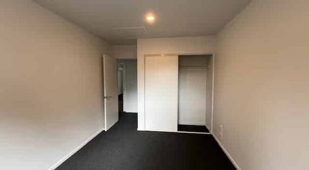 Gorgeous 2 Bedroom Home in the Heart of Addington - Photo 5