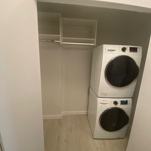 YORK HOUSE - Photo 2