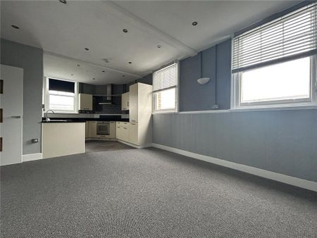 2 bedroom apartment to rent - Photo 3