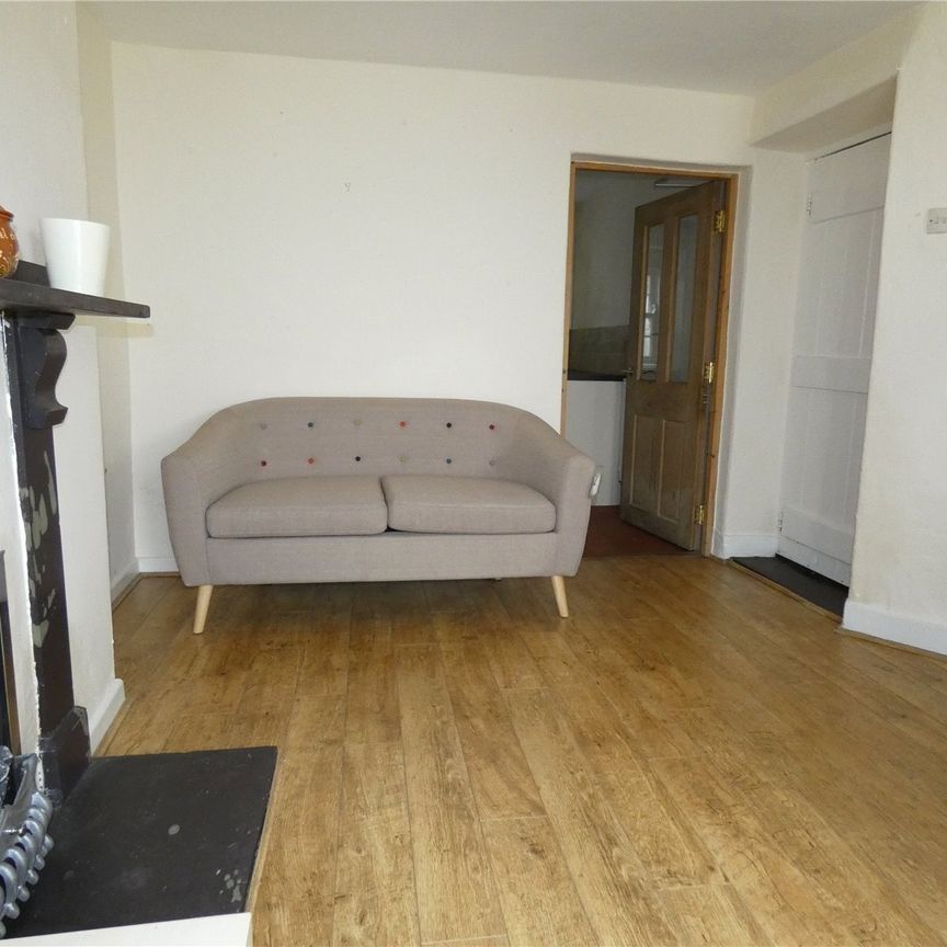 Upper Garth Road, Bangor, Gwynedd, LL57 - Photo 1