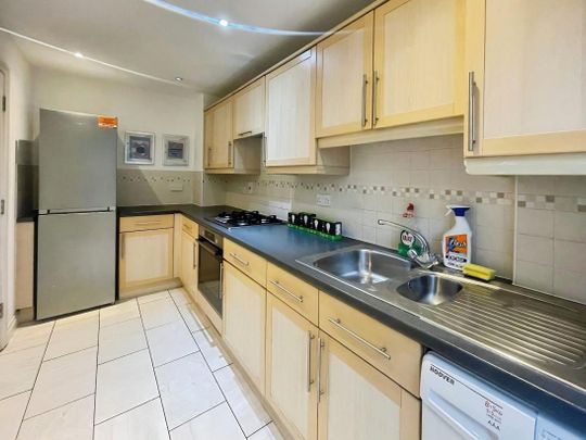 Windermere Avenue, Purfleet, RM19 - Photo 1