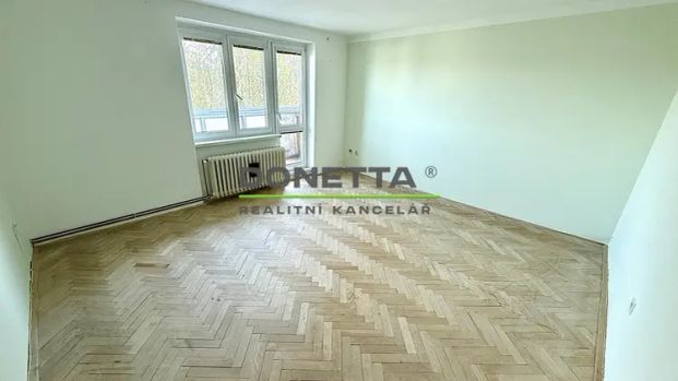 Pronájem bytu 3+1, 70,2 m - Photo 1