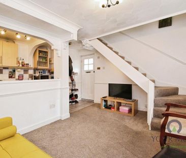 1 bedroom semi-detached house to rent - Photo 1