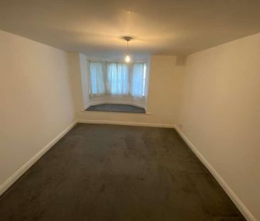 Conference Road, Armley, Leeds, LS12 - Photo 5