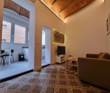 Piso de alquiler en Calle Larrard, La Salut - Photo 1