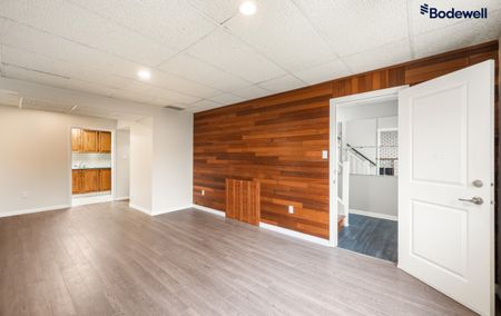 Entire House - Photo 5