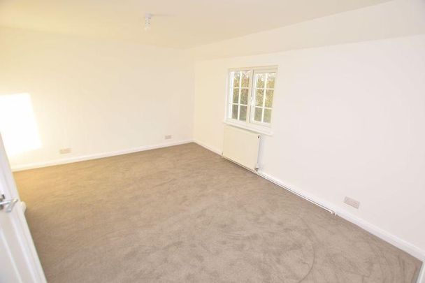 1 bedroom end of terrace house to rent - Photo 1