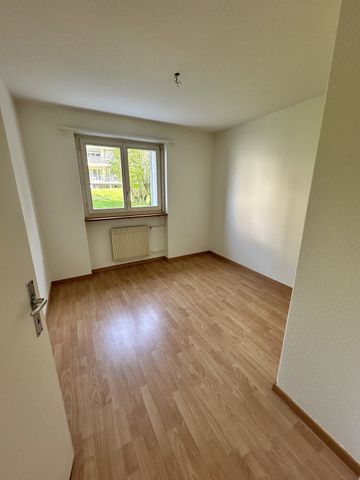 Ruhige 4-Zimmerwohnung im Herzen von Bülach - Photo 4