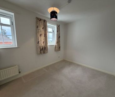 Old Lands Hill, Bracknell, Berkshire, RG12 - Photo 5