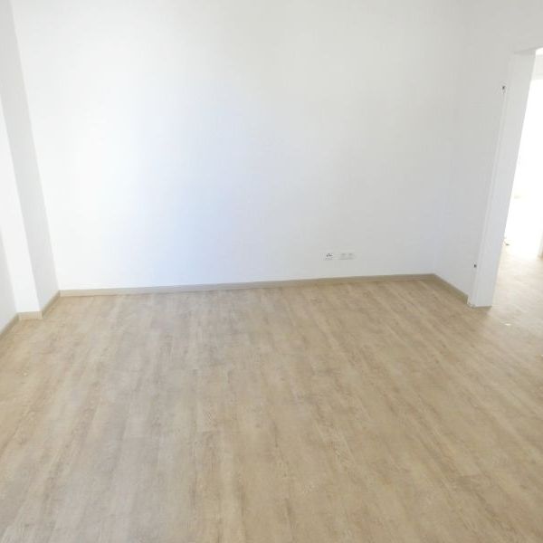 **** Modernes Wohnen trifft Altbaucharme **** - Photo 1