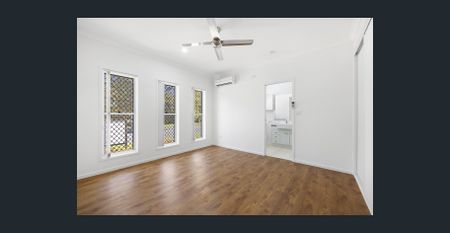 CALOUNDRA WEST'S FINEST - Photo 4