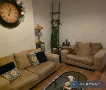 1 bedroom flat to rent - Photo 6