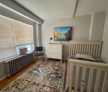 For Lease - 18 Holland Park Avenue Unit# Main, Toronto, Ontario - Photo 3